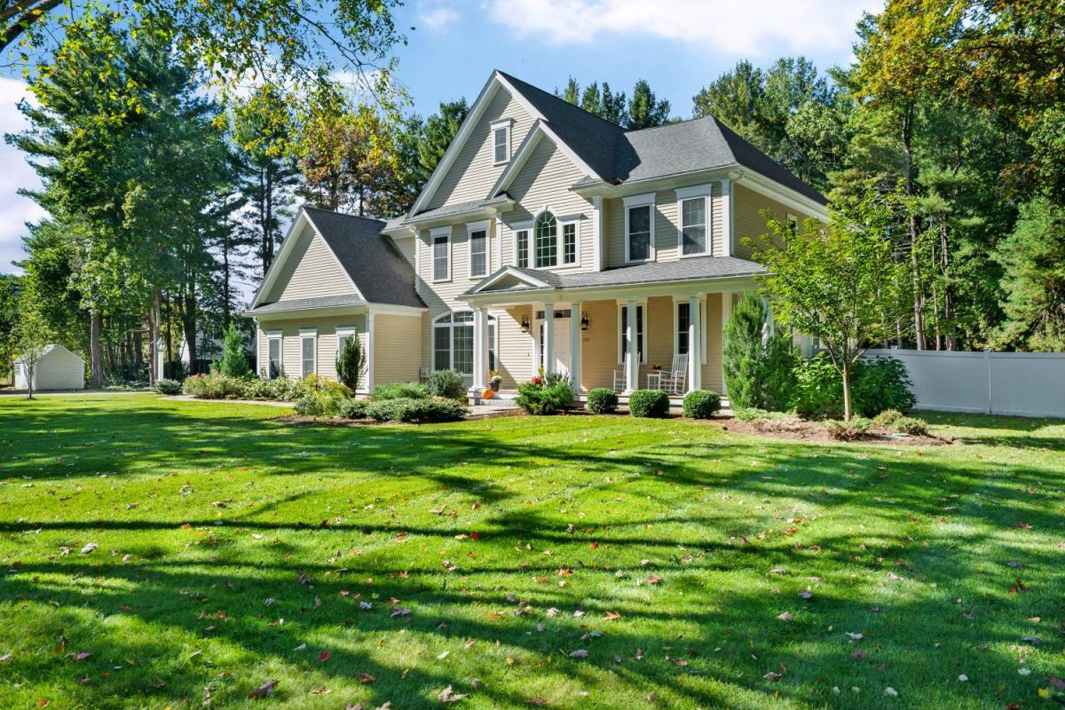 Exterior Real Estate Photography - Lynnfield, MA
